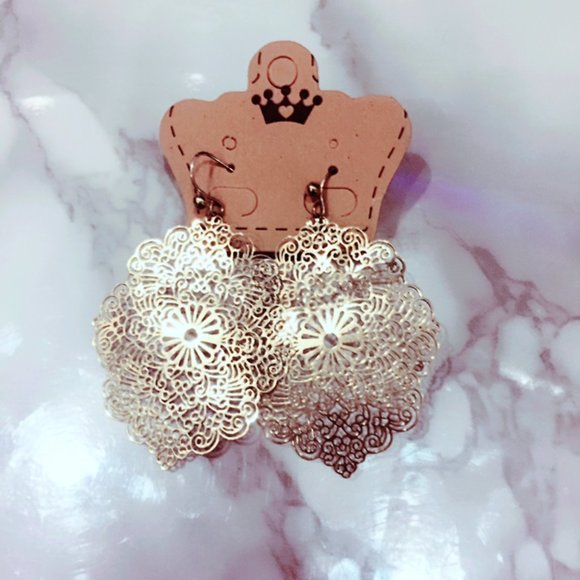 Jewelry - Gold Tone Laser Cut Earrings